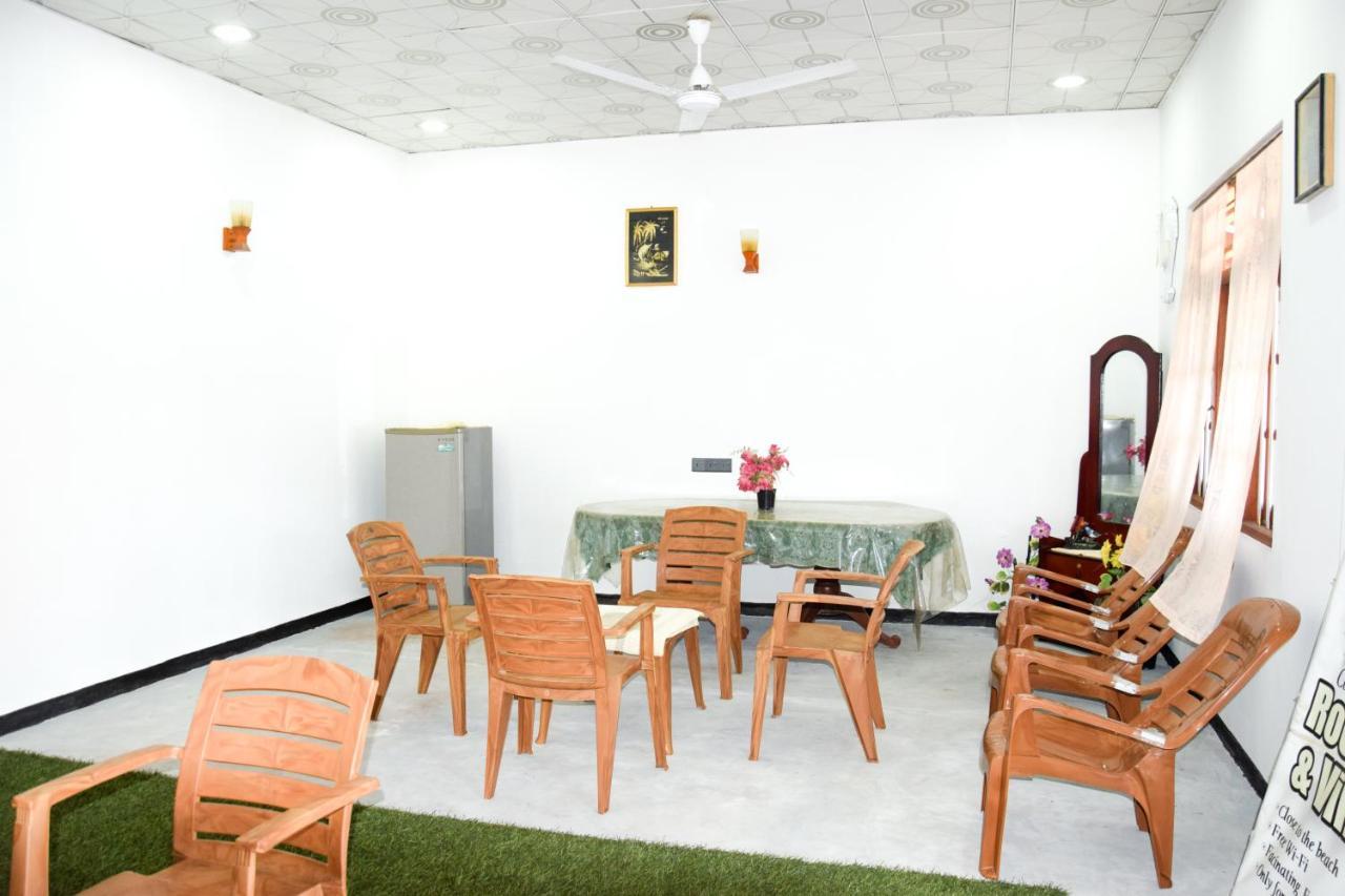 Tharaka Homestay Weligama Eksteriør bilde